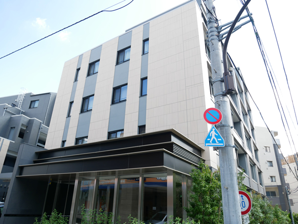 クレヴィア新宿中落合WESTの外観