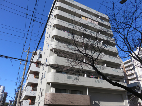 ファーストクラス伊勢佐木町の外観