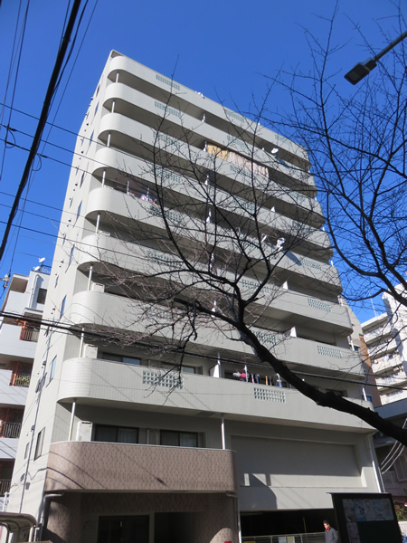 ファーストクラス伊勢佐木町の外観