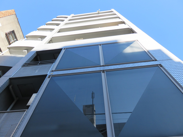 マリーヌ伊勢佐木の外観