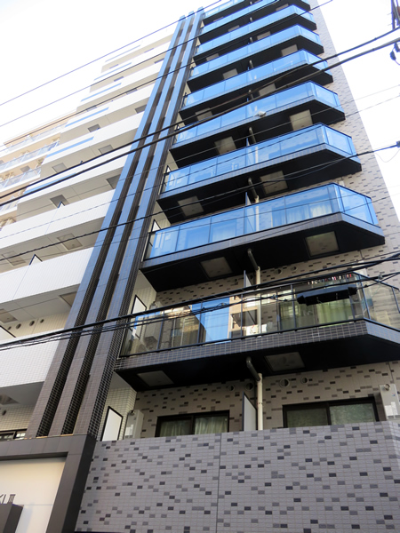 メインステージ横濱伊勢佐木Ⅲの外観