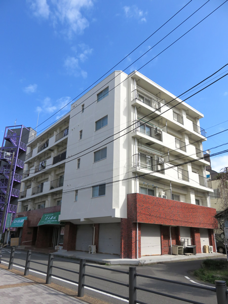 パーソナルハイツ東白楽の外観