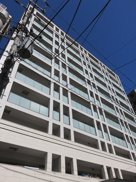 クリオ東神奈川1番館の外観