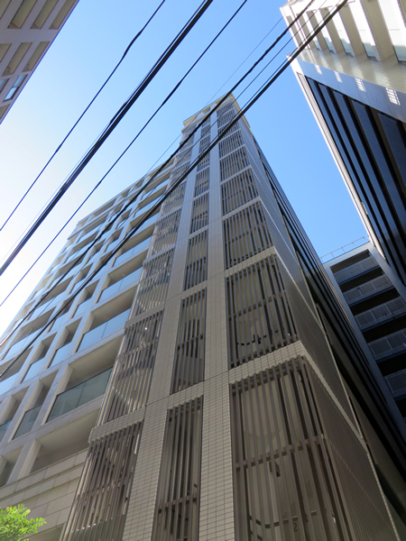 クリオ東神奈川1番館の外観