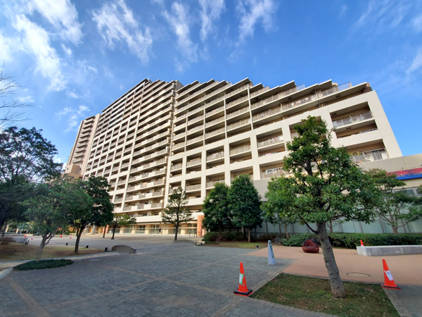 溝の口ガーデンアクアスＢ棟の外観