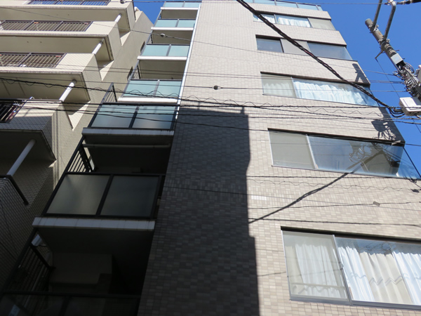 ベイパレス伊勢佐木の外観