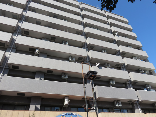 ライオンズプラザ伊勢佐木モールの外観