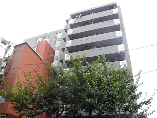 エクセルシオール新宿西戸山の外観