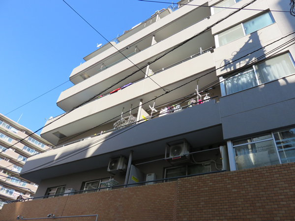 トーカン伊勢佐木町キャステールの外観