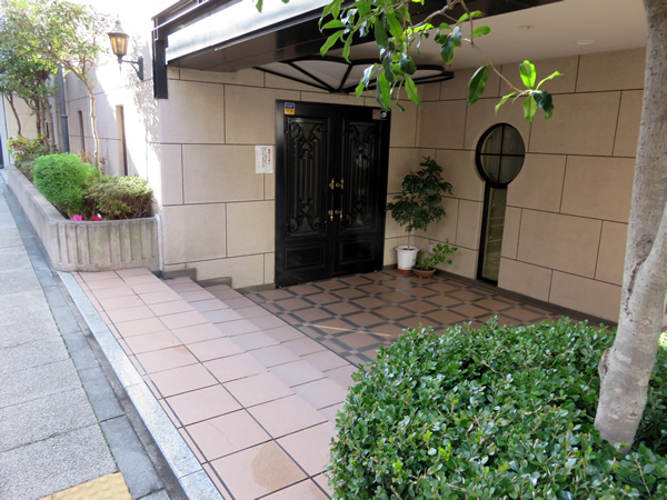 リベラル伊勢佐木町の外観