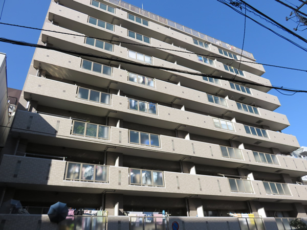 ローヤルシティ伊勢佐木の外観