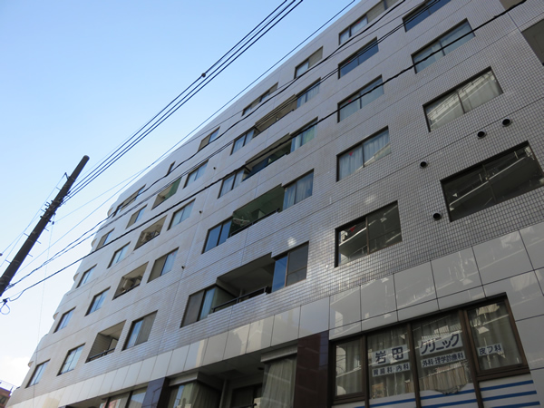 ストーク伊勢佐木7番館の外観