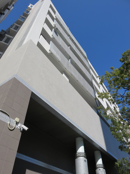 伊勢佐木クイントパラディオの外観