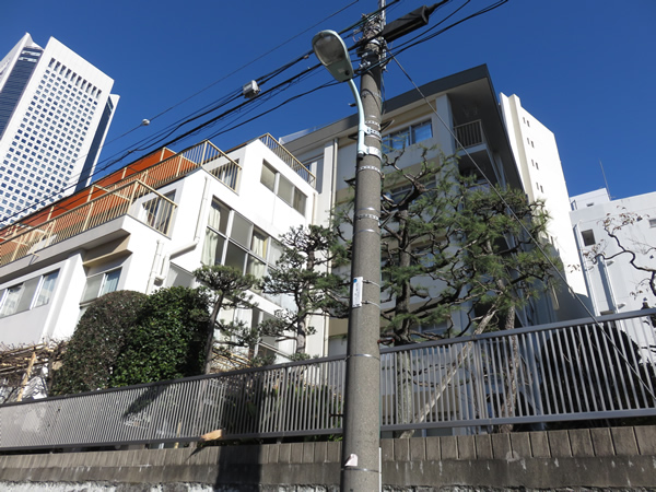 ユースフル第1初台マンションの外観