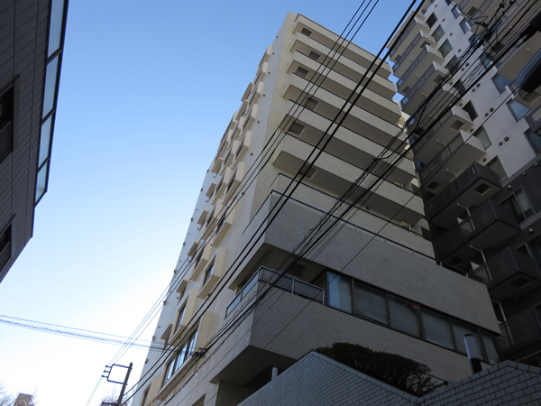 初台パークサイドハイツの外観