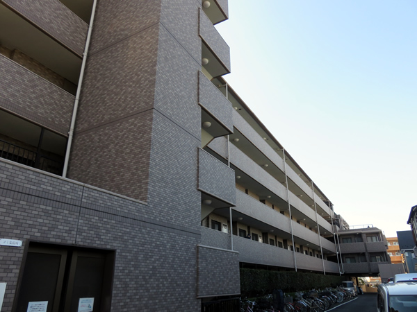 ライオンズガーデン小田急相模原の外観