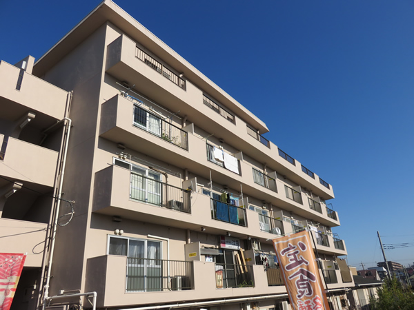 カーサ相模台H棟の外観