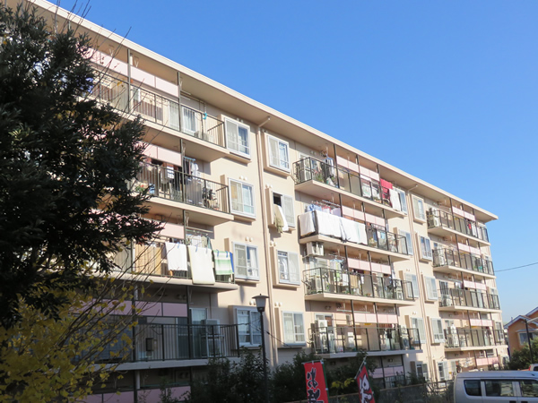 カーサ相模台G棟の外観