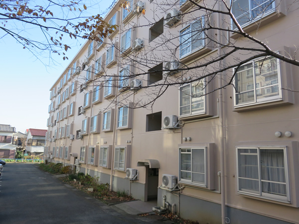 カーサ相模台Ｃ棟の外観