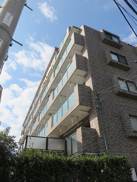 リベラル番田の外観