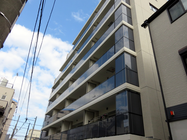 リーフィアレジデンス東林間の外観