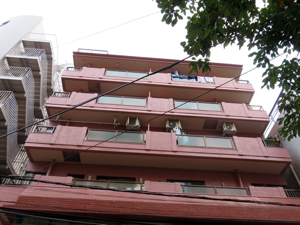 セザール第2伊勢佐木町の外観