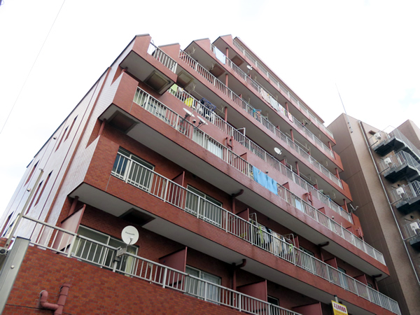 ライオンズマンション末吉町の外観