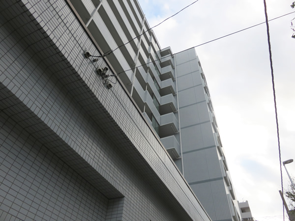 アドリーム横浜初音の外観