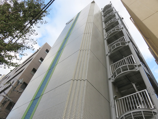 マリオン伊勢佐木北の外観