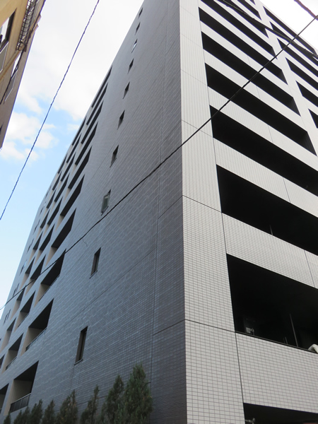 フェニックスヨコハマスクエアの外観