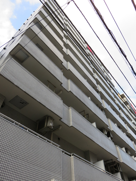 日興パレス伊勢佐木町北パート2の外観