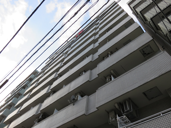 日興パレス伊勢佐木町北パート2の外観