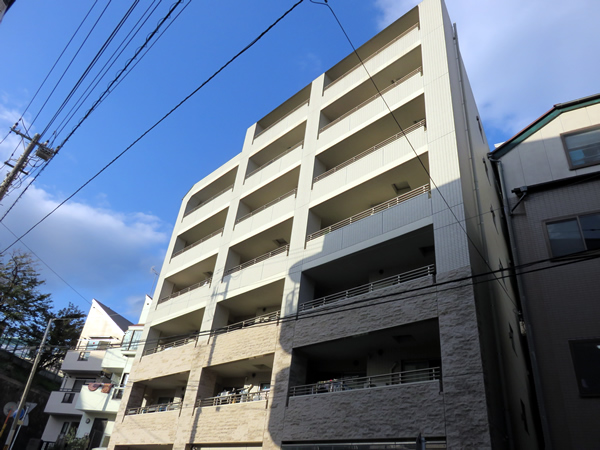 ミオカステーロ横濱野毛山公園の外観