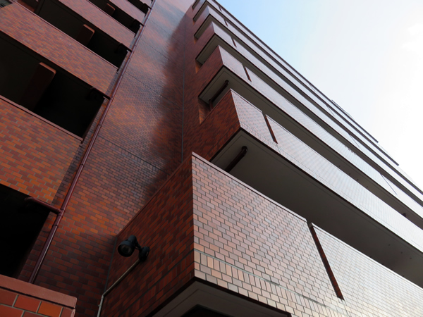 ライオンズマンション野毛山南の外観