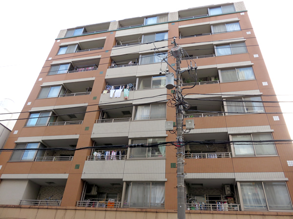 リブゼ横浜サザンエルフの外観