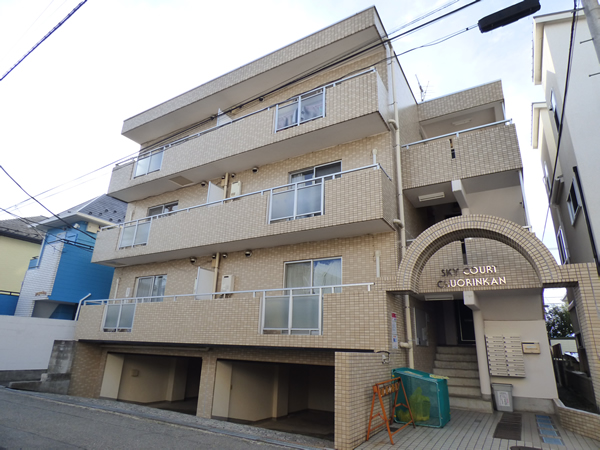 スカイコート中央林間の外観