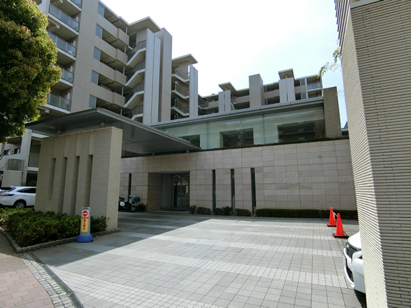 プラウドシティ府中ブライトコートの外観