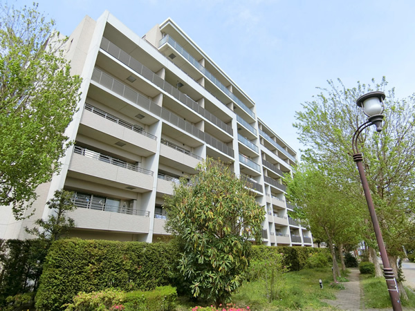 プラウドシティ府中ブライトコートの外観