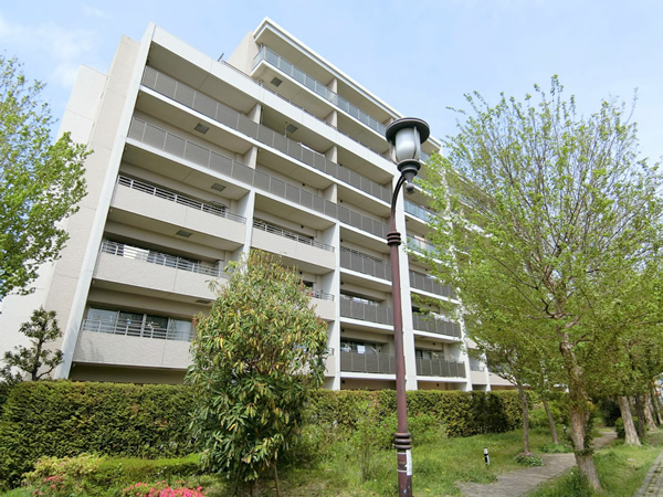 プラウドシティ府中ブライトコートの外観