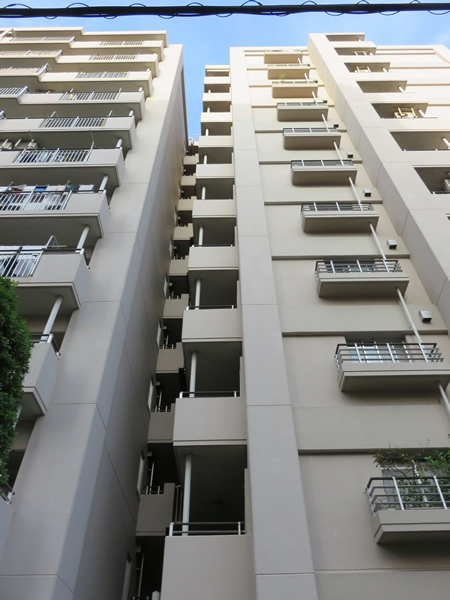 モアレ横浜富士見町の外観