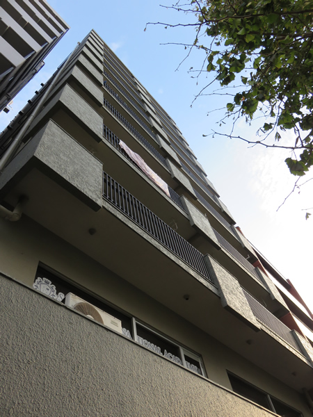 マンション長者町の外観