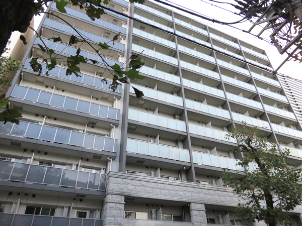 ガーラ横濱関内グランドステージの外観