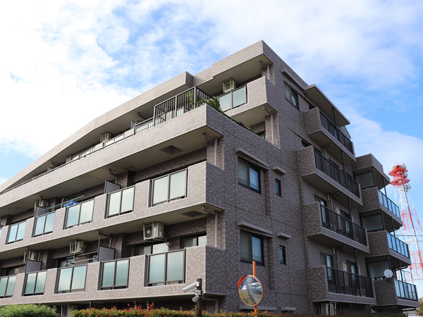 ライオンズマンション小平第5の外観