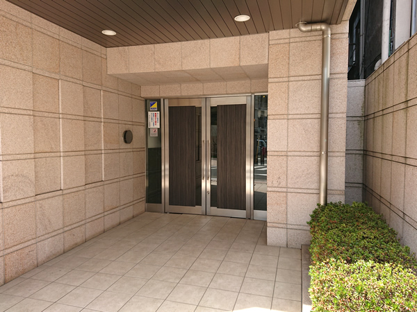 ステージファースト中野駅前の外観