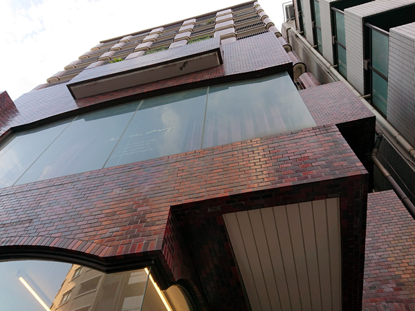 プロスペアー中野の外観