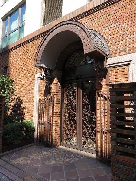 プラウド横浜関内の外観