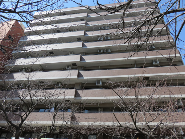 クリオ横浜関内1番館の外観