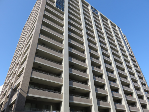 サーパスシティ小田原の外観