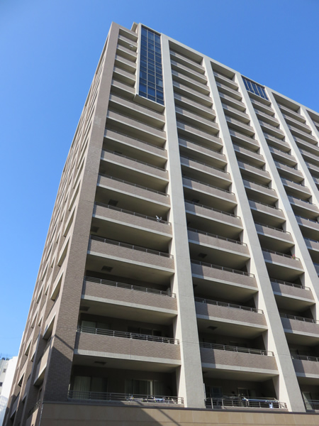 サーパスシティ小田原の外観