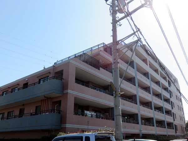 ロアーブルシャトー町田の外観